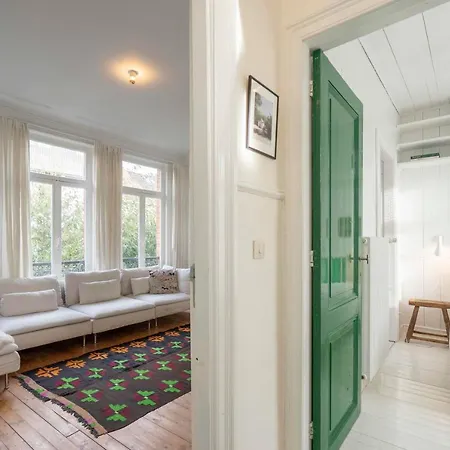Shway - The Handshake House Tatil Evi